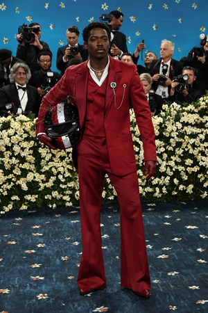 Damson Idris in custom red Tommy Hilfiger tailored suit for Met Gala 2025